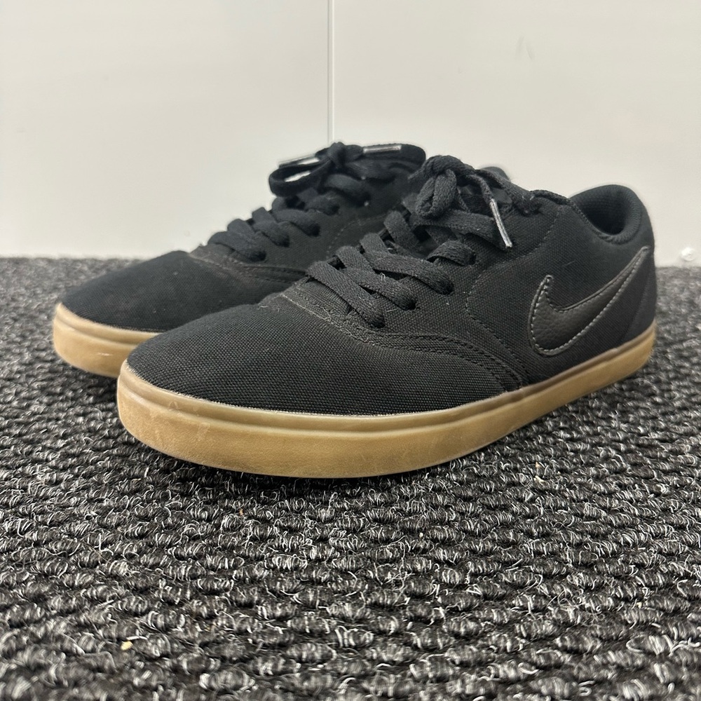 Nike Men's Black and Tan Nike SB